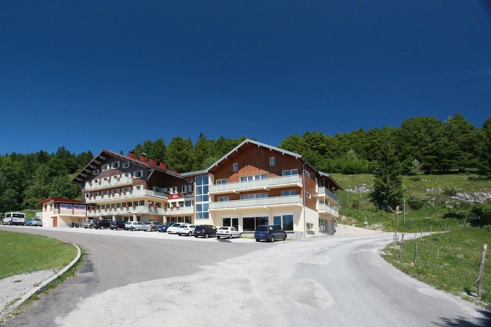 Village Vacances Le Grepillon Les Rousses Exterior foto